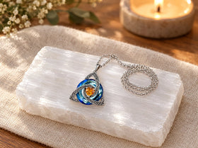 The selenite charging plate’s photo in its upsell block